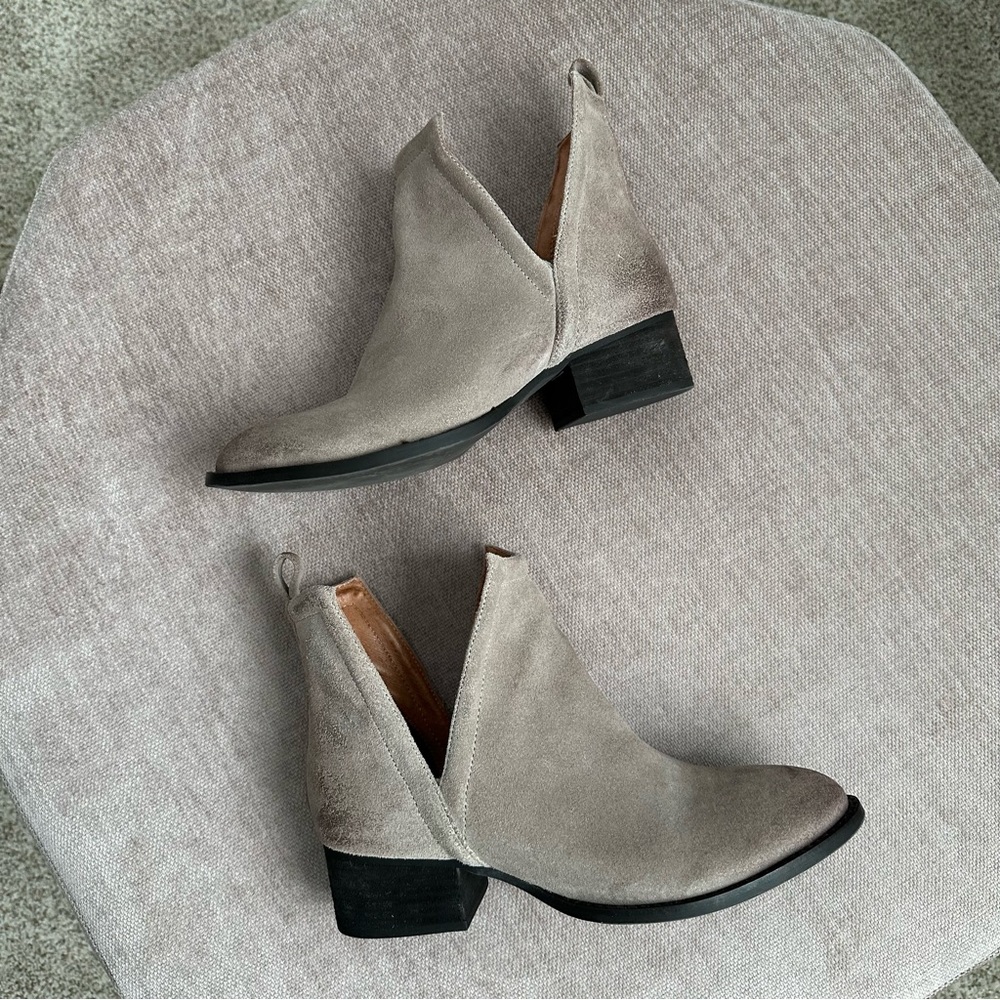 Jeffrey Campbell | Muskrat booties